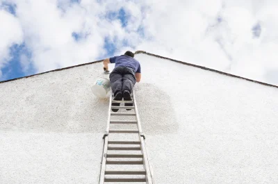 Peinture extérieure à Poulan-Pouzols — façades et ravalement